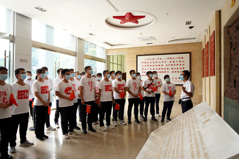 公司團(tuán)委開展“喜迎二十大、永遠(yuǎn)跟黨走、奮進(jìn)新征程”主題團(tuán)日活動(dòng)7